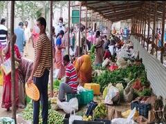 Vegetables Price List: சர்ரென குறைந்த காய்கறி விலை.. இன்று இதுதான் ரேட்.. காய்கறி விலை நிலவரம்!