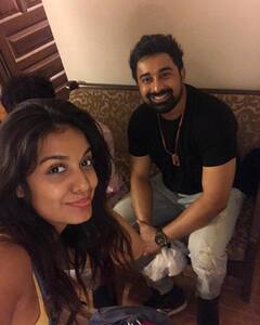 Divya Agarwal को इंडस्ट्री में पूरे हुए 5 साल, डेब्यू शो ‘स्प्लिट्सविला’ से एक्स BF समेत अन्य कंटेस्टेंट्स संग शेयर की तस्वीरें