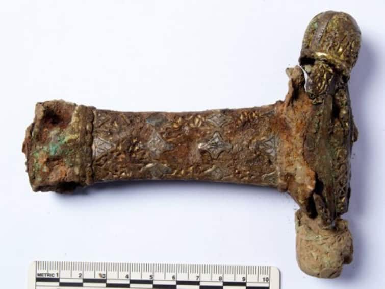 Sword Found Near Grave Of Viking Age Queen Reveals Interesting Details About The Norsemen Adventures Sword Found Near Grave Of Viking Age Queen Reveals Interesting Details About The Norsemen's Adventures