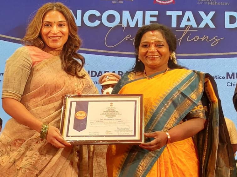 Superstar Rajinikanth gets yet another prestigious award Details Rajinikanth: ரஜினிகாந்துக்கு பதிலாக விருதுவாங்கிய ஐஷ்வர்யா.. எதற்காக தெரியுமா..? விபரம் உள்ளே..!
