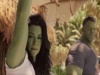 She Hulk : ஹல்க்கை காப்பாற்ற வந்த பெண் ஹல்க்...! மார்வெல் ரசிகர்களுக்கு டபுள் கொண்டாட்டம்.. வரவேற்பை பெற்ற ட்ரெயிலர்..!!!