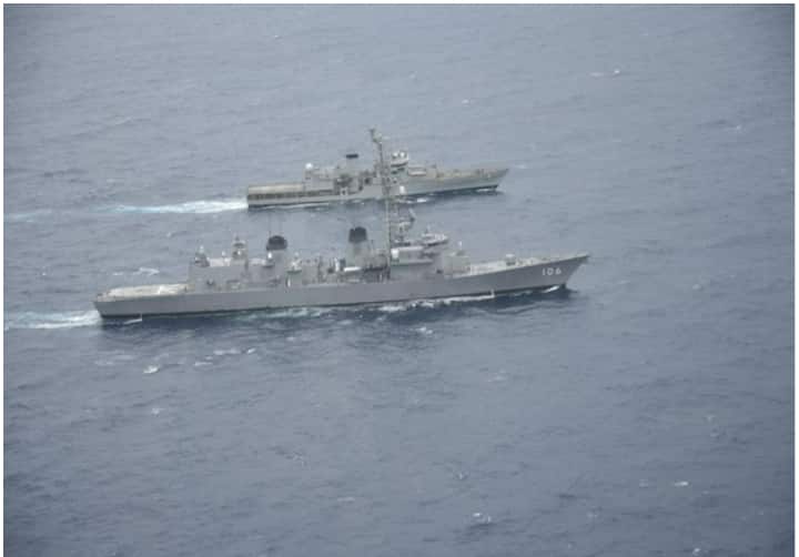 India, Japan conduct maritime partnership exercise in Andaman Sea भारत और जापान की नौसेनाओं ने की मैरीटाइम पार्टनरशिप एक्सरसाइज, अंडमान सागर में दिखाया पराक्रम