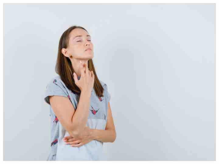 hypothyroidism and hyperthyroidism symptoms Health Tips : थायराइड हार्मोन घटने या बढ़ने पर दिखते हैं ये लक्षण