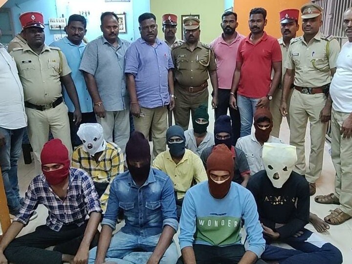 Crime: பழிக்கு பழியாக வெடிகுண்டுகள் வீசி ரவுடி வெட்டி கொலை - புதுச்சேரியில் பயங்கரம்