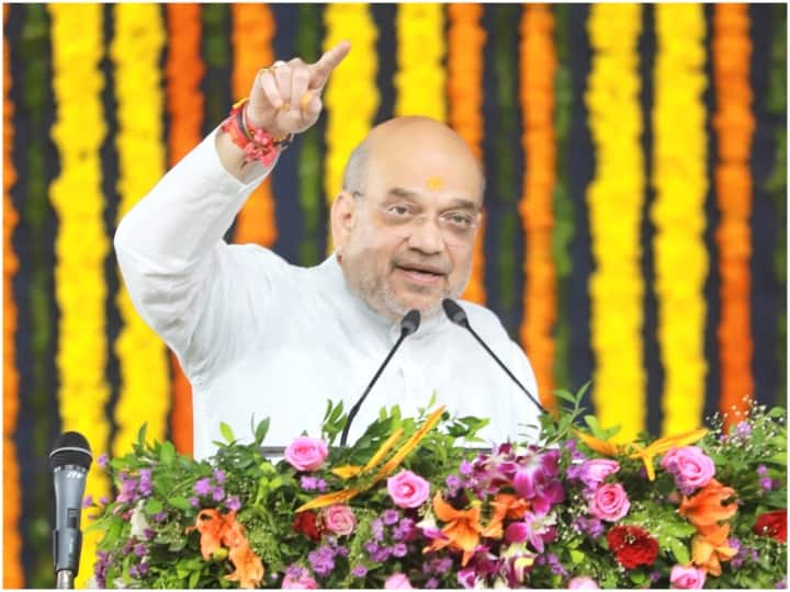 All should hoist the tricolor at their homes, Union Home Minister Amit Shah appealed to the countrymen