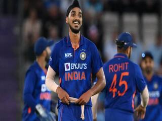 Twitter reaction arshdeep singh not get chance 2nd ODI WI vs IND match அர்ஷ்தீப் சிங் என்ன டூரிஸ்டா...? ஆவேஷ்கானுக்கு ஏன் இத்தனை வாய்ப்புகள்..? ட்விட்டரில் கொந்தளித்த இந்திய ரசிகர்கள்..!