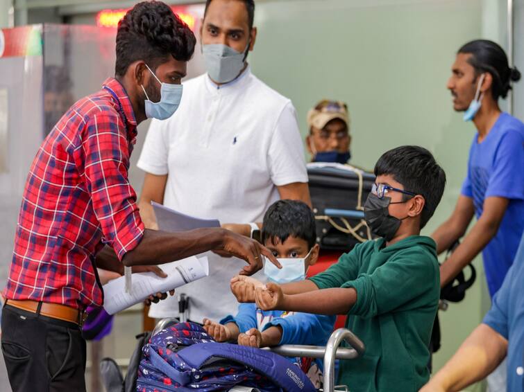 Monkeypox Cases India First case reported Delhi confirms Health Ministry Patient no travel history admitted to hospital Monkeypox Cases India: దేశంలో మంకీపాక్స్ డేంజర్‌బెల్స్- దిల్లీలో తొలి కేసు నమోదు!