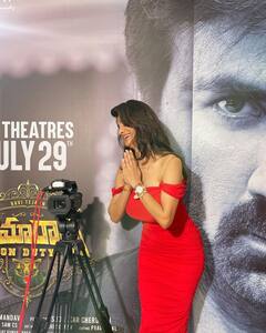 અન્વેશી જૈને રેડ કલરના ડ્રેસમાં શેર કરી હોટ તસવીરો, જુઓ બોલ્ડ અંદાજ