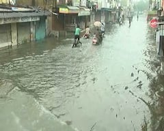 Ahmedabad Rains: બે ઈંચ વરસાદથી અમદાવાદ થયું જળબંબાકાર, જુઓ તસવીરો
