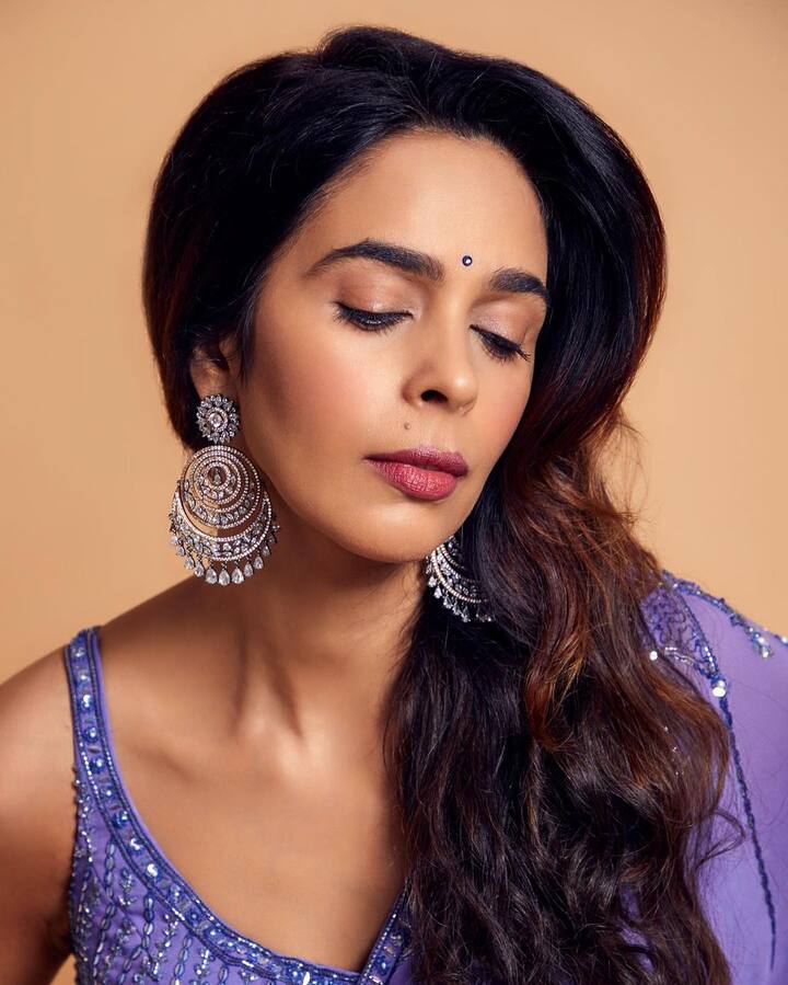 2004માં આવેલી ફિલ્મ મર્ડરથી એક્ટ્રેસ મલ્લિકા ખૂબ જ જાણીતી બની હતી. (તમામ તસવીરો સોશિયલ મીડિયા)
