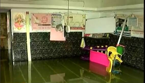 અમદાવાદઃ વરસાદ રોકાયા બાદ પણ બાપુનગર, CTM, હાટકેશ્વરમાં નથી ઓસર્યા પાણી,