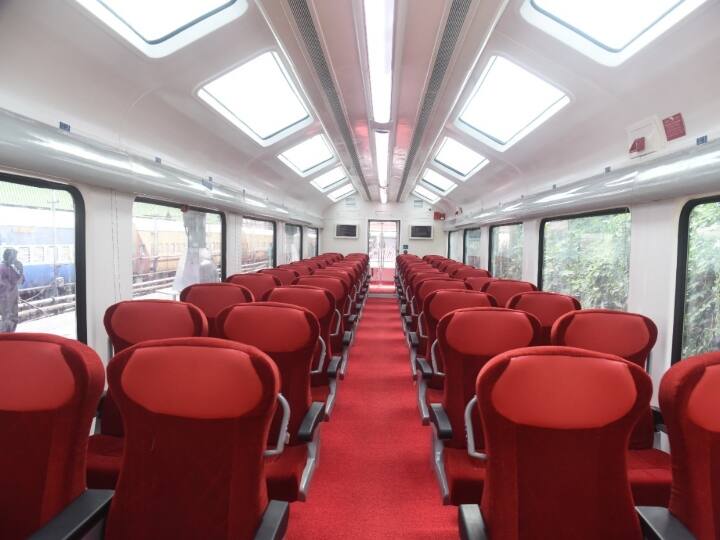 mumbai-pune pragati express to resume from today after corona break Mumbai Pragati Express: आज से मुंबई-पुणे के बीच फिर से दौड़ेगी प्रगति एक्सप्रेस, कोरोना की वजह से बंद थी यह ट्रेन