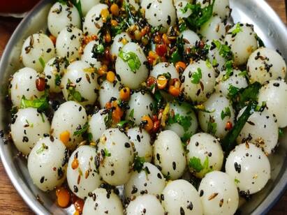 This Butter Garlic Goli Idli Recipe By Chef Kunal Kapur Is Everything Yummy Garlic Goli Idli : கொஞ்சம் வெண்ணெய்.. கொஞ்சம் பூண்டு.. இனிமே இட்லி கூட இன்னொரு ஸ்நாக்ஸ்தான்..