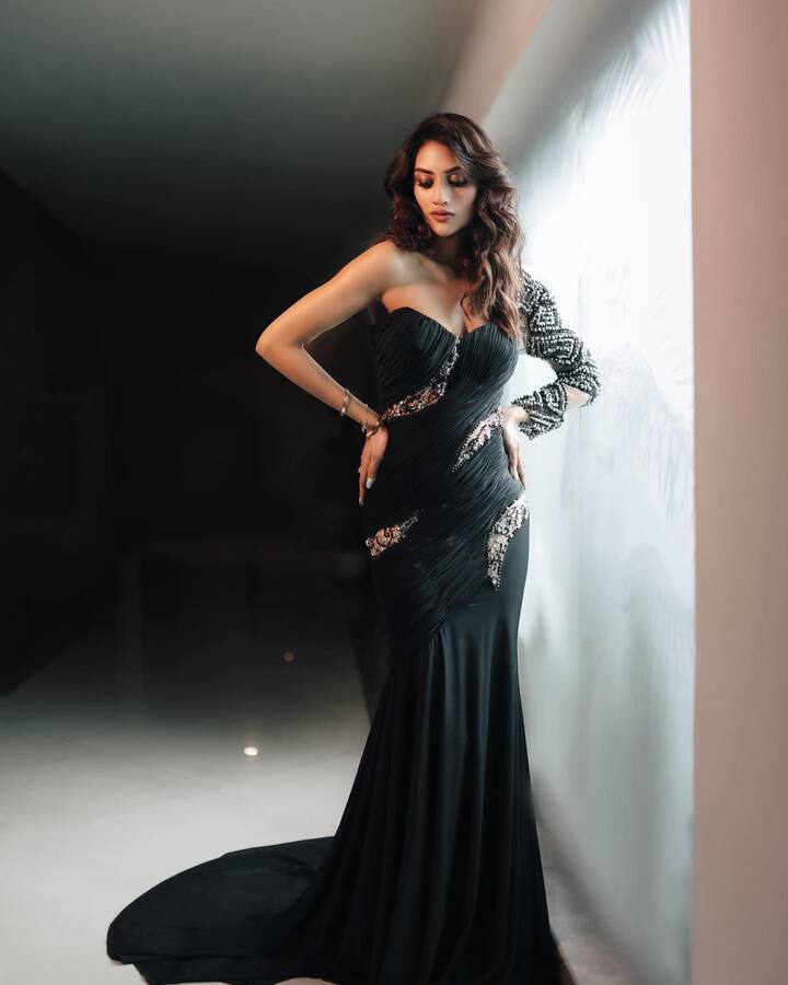 अभिनेत्रीने नुकतेच तिच्या इंस्टाग्राम हँडलवर काही फोटो शेअर केले आहेत, ज्यामध्ये ती खूपच सुंदर दिसत आहे. (फोटो सौजन्य : nusratchirps/ig)