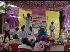 Kushinagar News: हत्याकांड का खुलासा नहीं होने पर 33 दिनों से धरना जारी, सीएम आवास के घेराव की दी चेतावनी