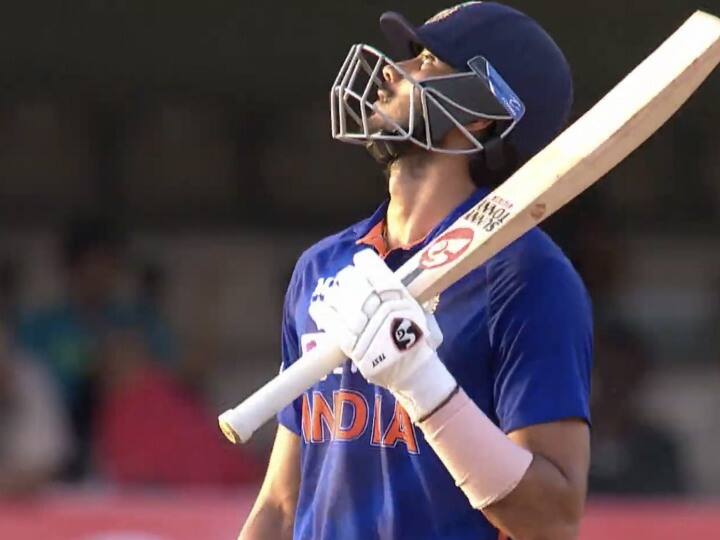 IND vs WI 2nd ODI Axar Patel maiden Halfcentury help india win match by 2 wickets and also take 2-1 winning lead in series IND vs WI, 2nd ODI Result : अक्षरचं संयमी अर्धशतक, संजू-श्रेयसची भागिदारी, भारतानं सर केला 312 धावांचा डोंगर, मालिकेतही विजयी आघाडी