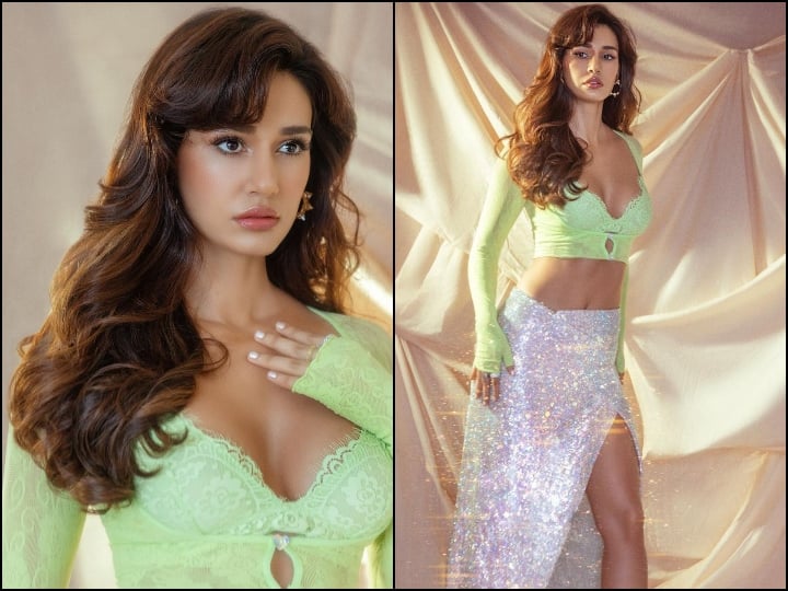 Disha Patani Pics: बॉलीवुड एक्ट्रेस दिशा पाटनी (Disha Patani) ने इंस्टाग्राम पर अपनी कुछ तस्वीरें शेयर की हैं, जिसमें उनका लुक काफी हसीन लग रहा है. इन तस्वीरों को देख आप उनसे नजरें नहीं हटा पाएंगे.