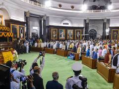 Monsoon Session: महंगाई और GST के मुद्दे पर संसद में आज हंगामे के आसार, स्मृति ईरानी का मुद्दा भी उठा सकती है कांग्रेस