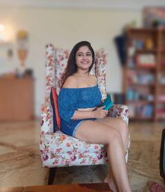 Poonam Bajwa: గ్లామర్ డోస్ పెంచినా  పూనమ్ ని పట్టించుకోవడం లేదా