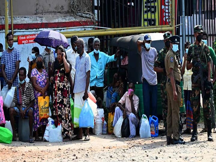 Millions of people left Sri Lanka due to economic crisis ஒருவேளை உணவுக்கே திண்டாட்டம்: இலங்கையை விட்டு வெளியேறிய லட்சக்கணக்கான மக்கள்