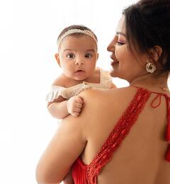 तैमूर की तरह सुपर क्यूट है Debina Bonnerjee की बेटी लियाना, लेटेस्ट तस्वीर पर टिकीं सभी की नजरें