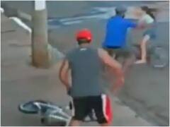 Viral Video: ਖੰਭੇ ਨਾਲ ਟਕਰਾਉਣ ਵਾਲੀ ਸੀ ਸਾਇਕਲ ਸਵਾਰ ਲੜਕੀ, ਵਿਅਕਤੀ ਨੇ ਸਮਝ ਨਾਲ ਬਚਾਈ ਜਾਨ