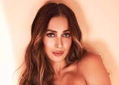 40 Plus Actress: 40 પ્લસ આ અભિનેત્રીઓ ટાઇમલેસ બ્યુટીનું છે પરફેક્ટ ઉદાહરણ