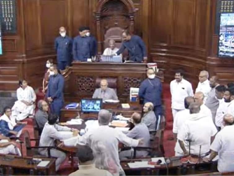 19 opposition Rajya Sabha MPs suspended for the remaining part of the week for storming well of the House and raising slogans MPs Suspended : राज्यसभेत गोंधळ, तृणमूलच्या सात जणांसह 19 खासदारांचं एका आठड्यासाठी निलंबन