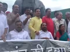 National Herald case: Congress protesting in front of Gandhi Statue in Parliament | ABP news