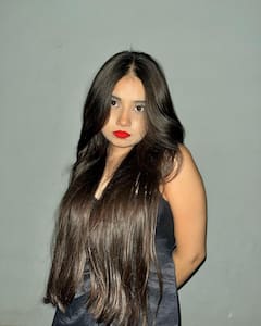 अस्फी और डॉली की इन तस्वीरों को देख बहन Urfi Javed को भूल जाएंगे फैंस! शेयर की हैं ऐसी ग्लैमरस फोटोज़