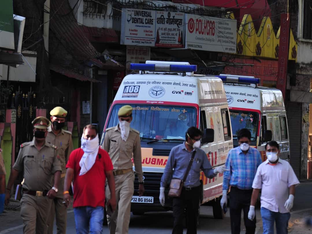 Mumbai Corona Update: मुंबई में पिछले 24 घंटों में कोरोना के 322 नए केस दर्ज, 16 जुलाई के बाद सामने आए 300 से ज्यादा मामले Mumbai logs 322 new COVID-19 cases, two casualties; active tally at 1,901 Mumbai Corona Update: मुंबई में पिछले 24 घंटों में कोरोना के 322 नए केस दर्ज, 16 जुलाई के बाद सामने आए 300 से ज्यादा मामले