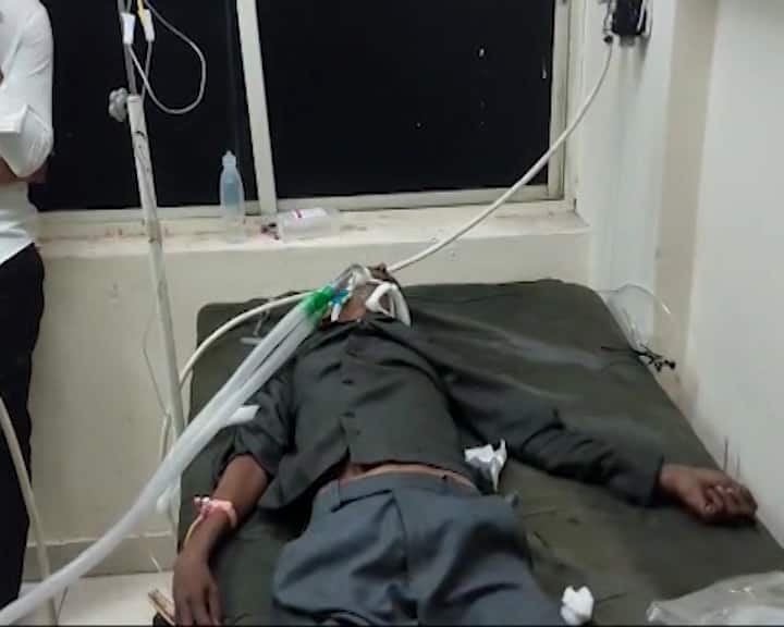 Gujarat Hooch Tragedy: Know how many patients admitted in Ahmedabad Civil hospital after drink Illicit liquor Gujarat Hooch Tragedy: લઠ્ઠાકાંડનો ભોગ બનેલા કેટલા દર્દીઓને અમદાવાદ સિવિલ હોસ્પિટલમાં કરાયા દાખલ ? જુઓ લિસ્ટ