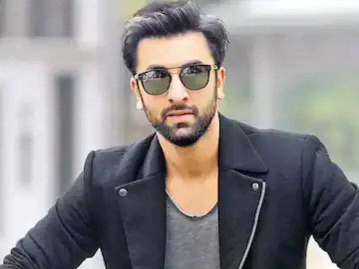 Animal में इतना क्रूर किरदार निभाने जा रहे हैं Ranbir Kapoor, स्क्रिप्ट सुन कर रह गए थे दंग Ranbir Kapoor on playing a grey character in Animal I hope the audience is ready for that film from me Animal में इतना क्रूर किरदार निभाने जा रहे हैं Ranbir Kapoor, स्क्रिप्ट सुन कर रह गए थे दंग
