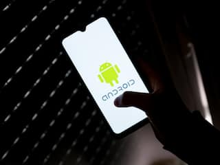 Android 14 to block outdated apps to help reduce malware attack: Report Android 14: ஆண்ட்ராய்டில் வந்தது புதிய அப்டேட்.. இனி இந்த ஆப்களை டவுன்லோட் செய்ய முடியாது! விவரம் உள்ளே!