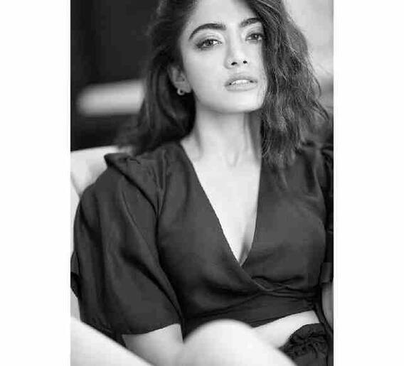 नॅशनल क्रश रश्मिका मंदनाचा बोल्ड अंदाज!