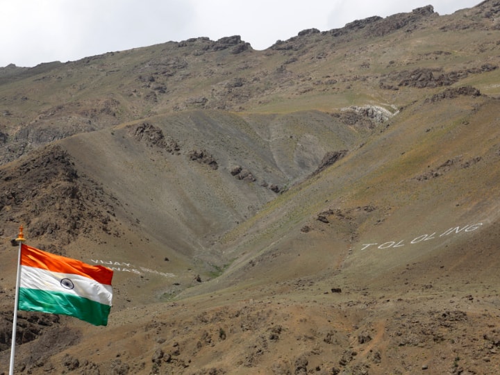 Know how Pakistan did Kargil War Conspiracy and how it reveal on Kargil Vijay Diwas Kargil Vijay Diwas: कैसे पाकिस्तान ने रची थी कारगिल युद्ध की नापाक साजिश, एक शख्स ने फेर दिया मंसूबों पर पानी