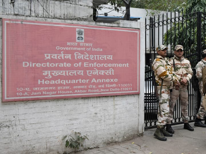 Explained: एनडीए सरकार के दूसरे कार्यकाल में तिगुने हुए FEMA, PMLA के मामले, 7,080 करोड़ रुपये की संपत्ति की जब्त FEMA PMLA cases triple in first 3 yrs of NDA second versus NDA first government tells a data Explained: एनडीए सरकार के दूसरे कार्यकाल में तिगुने हुए FEMA, PMLA के मामले, 7,080 करोड़ रुपये की संपत्ति की जब्त