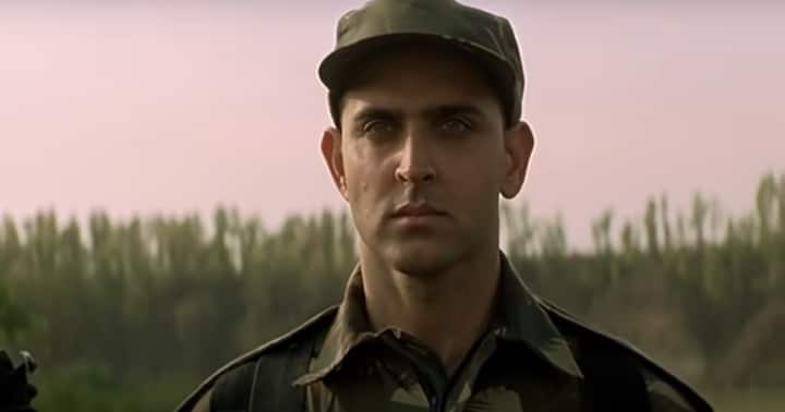 फरहान अख्तर के डायरेक्शन में बनी फिल्म लक्ष्य की कहानी भी एक ऐसे लड़के की है, जो सेना में भर्ती होता है और कारगिल की लड़ाई लड़ने वाले सैनिकों में से एक है. इस फिल्म में ऋतिक रोशन नजर आए