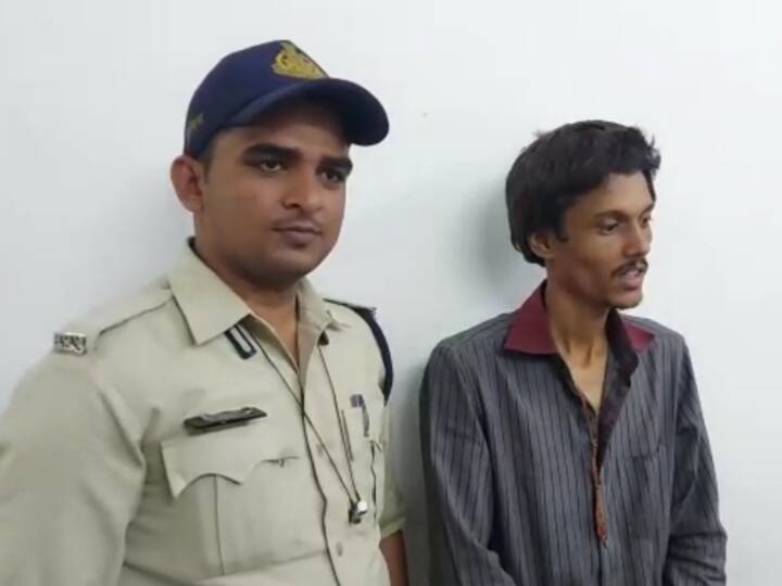 Indore In unrequited love man frightened girl by showing knife video viral ANN Indore News: सिरफिरे आशिक ने लड़की को चाकू दिखाकर डराया, फिर भी नहीं की शिकायत, पुलिस ने ऐसे किया गिरफ्तार