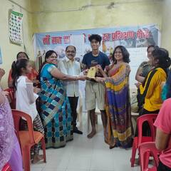 In Pics: अमेरिका रहकर भिलाई के गरीब बच्चों को शिक्षा देता है शर्मा परिवार, ज़ूम कनेक्टिविटी से सिखाई फर्राटेदार इंग्लिश