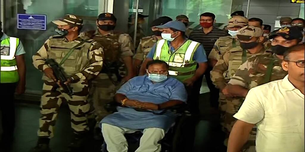 Partha Chatterjee says Mamata Banerjee was correct to state that the guilty should be jailed Partha Chatterjee: 'দোষ প্রমাণে যাবজ্জীবন হোক', মমতা ঠিক বলেছেন, কলকাতায় পৌঁছে বললেন পার্থ