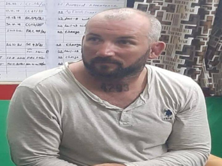 Polland man who arrested in nagappatinam put in puzhal jail, watadista நாகை: இலங்கையில் இருந்து மர்ம படகில் வந்த போலந்தை சேர்ந்தவர் புழல் சிறையில் அடைப்பு !