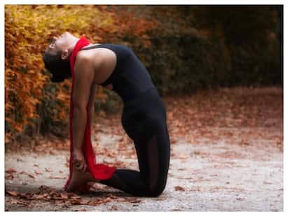 Yoga Asanas : অ্যাসিডিটি। বিরক্তিকর, কষ্টকর ও অস্বস্তিকর এক সমস্যা। দীর্ঘদিন ধরে যদি অ্যাসিডিটি ভোগায়, তাহলে এই আসনগুলো অভ্যাস করতে পারেন। পেতে পারেন উপকার।