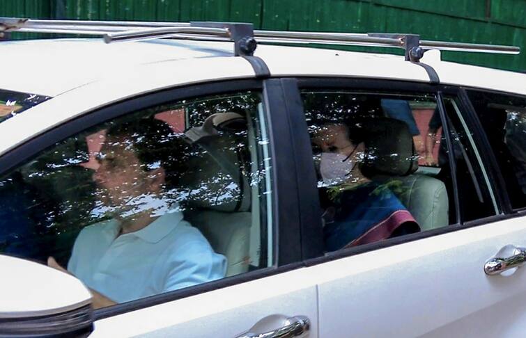 National Herald Case Highlights: ৫ দিনে দ্বিতীয়বার জিজ্ঞাসাবাদ, বুধবার সনিয়া গান্ধীকে ফের তলব ইডির National Herald Case Highlights Sonia Gandhi Questioned For 6 Hours Summoned Again Tomorrow Key Points National Herald Case Highlights: ৫ দিনে দ্বিতীয়বার জিজ্ঞাসাবাদ, বুধবার সনিয়া গান্ধীকে ফের তলব ইডির