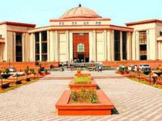 Bilaspur News: छत्तीसगढ़ में 200 करोड़ का डामर घोटाला मामला, सरकार के जवाब से असंतुष्ट HC ने दिया ये निर्देश Bilaspur News: छत्तीसगढ़ में 200 करोड़ का डामर घोटाला मामला, सरकार के जवाब से असंतुष्ट HC ने दिया ये निर्देश