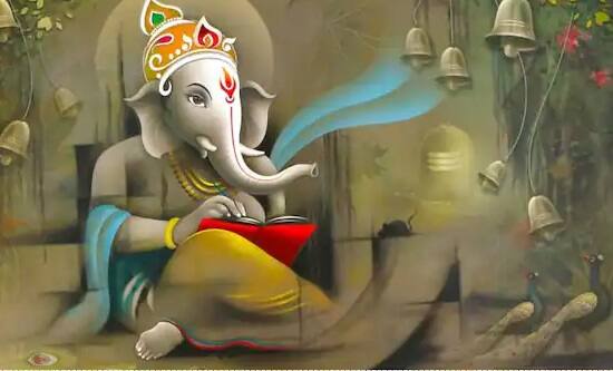 Ganesh Mantra: 27મી જુલાઈ 2022 બુધવાર છે. ગણેશજીની પૂજા માટે બુધવારનો દિવસ શ્રેષ્ઠ માનવામાં આવે છે. આ દિવસે ગણેશજી આ મંત્રોથી પ્રસન્ન થઈ શકે છે અને શિક્ષણ, વેપાર કે જીવનની અન્ય સમસ્યાઓ દૂર થઈ શકે છે.