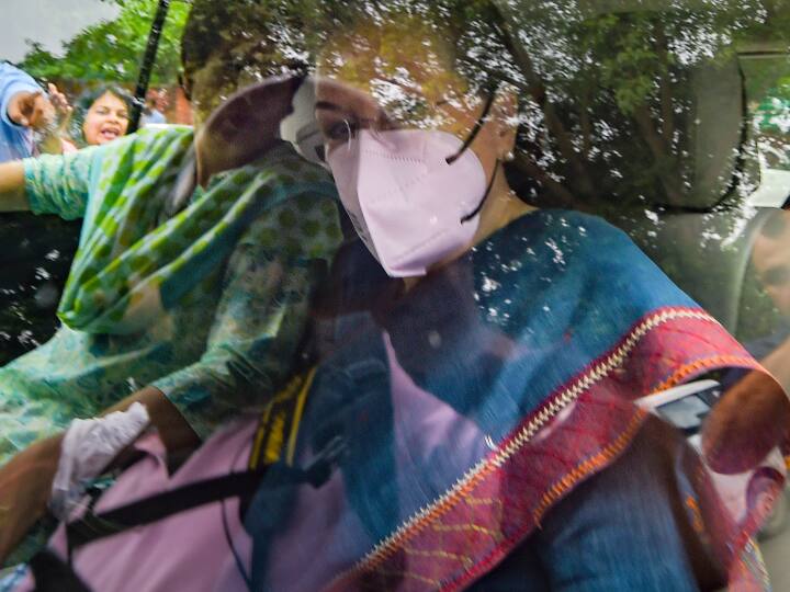 National Herald Case Second round of questioning to Congress Chief Sonia Gandhi by ED in Money Laundering National Herald Case: आज ED के सामने तीसरी बार पेश होंगी सोनिया गांधी, कल पूछे गए थे ये सवाल