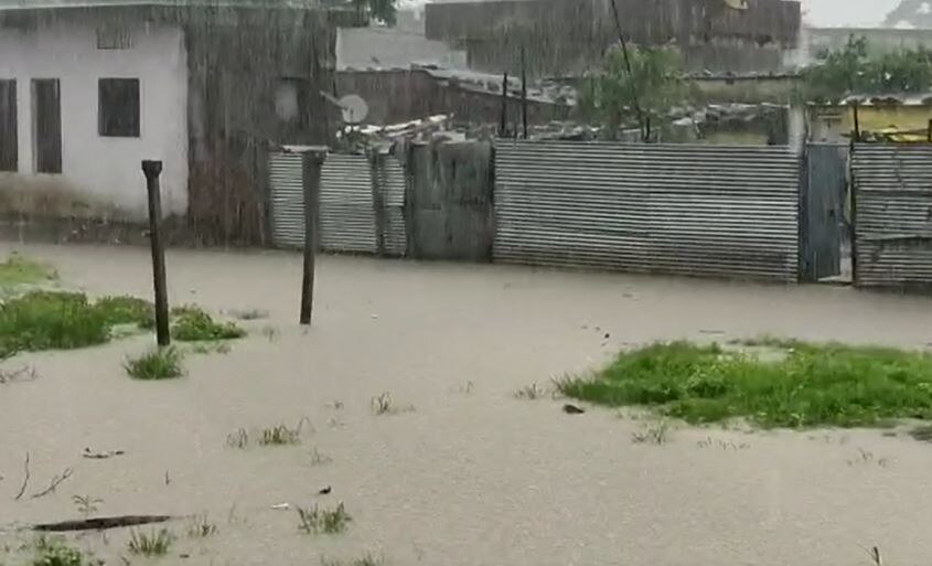 Nanded Rain : नांदेड जिल्ह्यात मुसळधार पाऊस, अनेक घरांमध्ये शिरलं पाणी, शेती पिकांनाही मोठा फटका