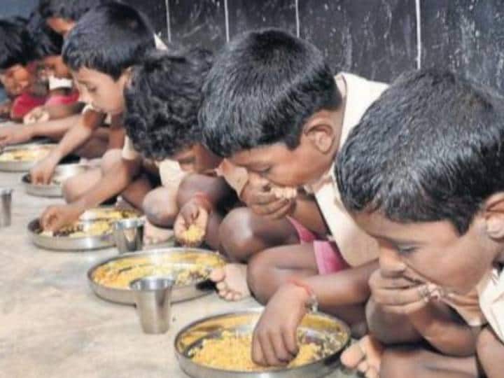 Tamil Nadu Govt Morning Breakfast Scheme Primary School Students Check Complete Menu Weekly Meal Plan Chart Morning Breakfast Scheme: பொங்கல்..கிச்சடி..உப்புமா... அசத்தும் முதலமைச்சரின் காலை சிற்றுண்டி திட்டம்