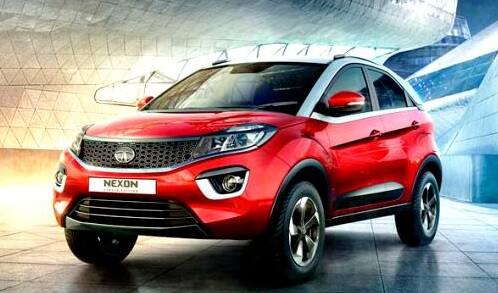 1. Tata Nexon - ટાટા નેક્સન SUVની ભારતીય માર્કેટમાં ખુબ ડિમાન્ડ છે, અને આને લોકો ખુબ પસંદ કરી રહ્યાં છે. જેનુ કારણ ક્રેશ ટેસ્ટ રિપોર્ટમાં ગ્લૉબલ એનકેપે આ કારને 5 સ્ટાર રેટિંગ આપી છે, જેનો અર્થ થાય છે આ કાર એકદમ સુરક્ષિત છે.